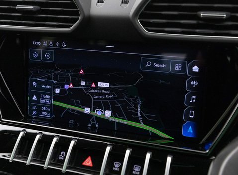 Lamborghini Urus V8 14