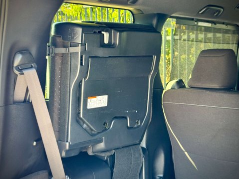 Toyota Voxy Hybrid 7 Seater 76