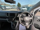 Vauxhall Vivaro LWB L2H1 Low Roof Sportive 2900 Air Con Sensors EURO 6 NO VAT 43