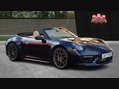 Porsche 911 CARRERA 4S 8