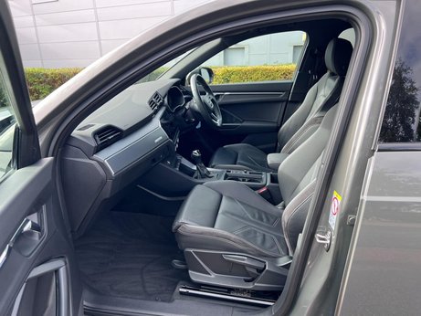 Audi Q3 1.5 TFSI CoD 35 S line S Tronic Euro 6 (s/s) 5dr 76