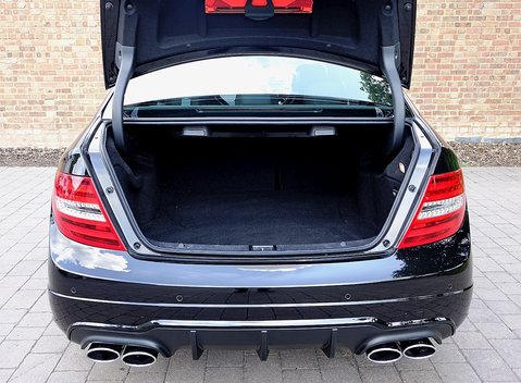 Mercedes-Benz C Class AMG Saloon Edition 507 21