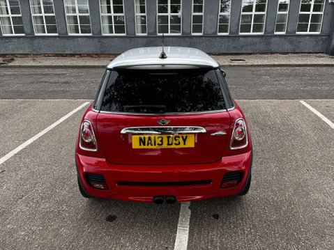 Mini Hatch 1.6 John Cooper Works 3dr 25