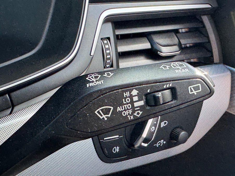 2020 Audi A4 — image 43