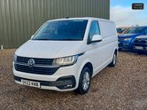 Volkswagen Transporter SWB L1H1 Low Roof Highline T28 Air Con Alloys Sensors EURO 6 2