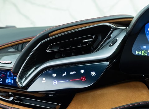 Ferrari SF90 Spider 23