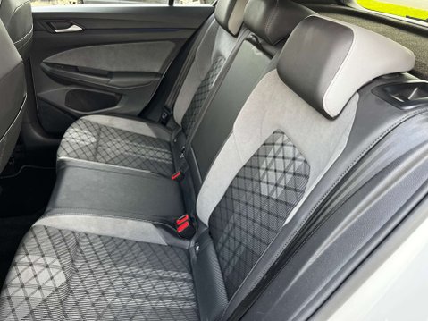 Volkswagen Golf 1.5 Golf R-Line TSi 5dr 41