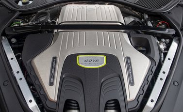 Porsche Panamera Turbo S E-Hybrid 31
