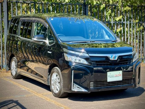 Toyota Voxy Hybrid 7 Seater 1