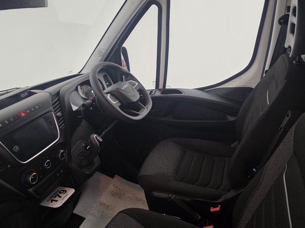 Iveco Daily Daily 35C14 Diesel 2.3 High Roof Business Van 4100L WB Hi-Matic 14