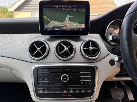 Mercedes-Benz GLA 2.1 GLA220d Sport (Premium Plus) 7G-DCT 4MATIC Euro 6 (s/s) 5dr 23