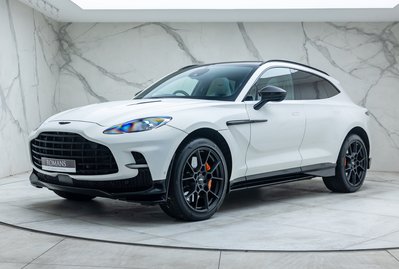 Aston Martin DBX 707
