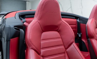 Porsche 911 Turbo Cabriolet (992) 18