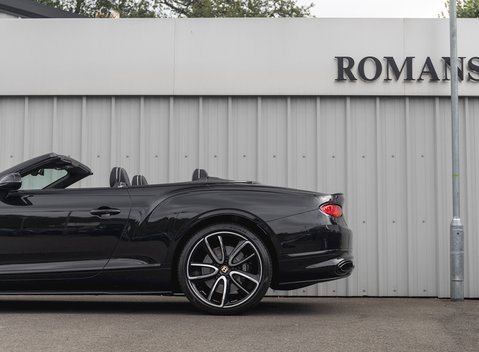 Bentley Continental GT Convertible 27
