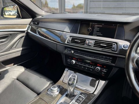 BMW 5 Series 3.0 530d M Sport Steptronic Euro 5 4dr 22