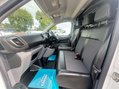 Vauxhall Vivaro 1.5 Vivaro F2900 Professional S/S 12