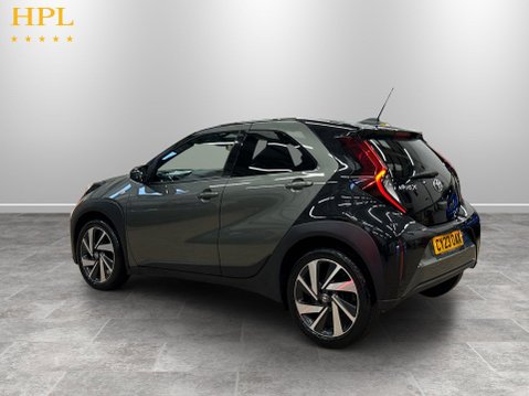 Toyota Aygo X 1.0 VVT-i Edge Hatchback 5dr Petrol Manual Euro 6 (s/s) (72 ps) Alloys - Bl 5