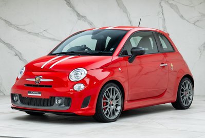 Abarth 695 Tributo Ferrari