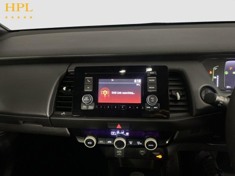 Honda Jazz 1.5 h i-MMD SE Hatchback 5dr Petrol Hybrid eCVT Euro 6 (s/s) (109 ps) 17