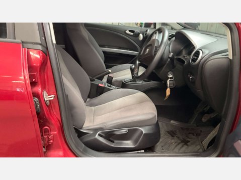 SEAT Leon 1.2 TSI SE Hatchback 5dr Petrol Manual 6 Spd Euro 5 (s/s) (105 ps) 11