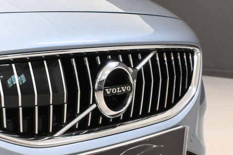 Volvo V40 1.5 V40 Inscription Edition T3 Auto 5dr 21