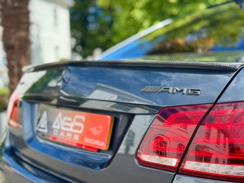 Mercedes-Benz E Class 5.5 E63 V8 BiTurbo AMG SpdS MCT Euro 6 (s/s) 4dr 11