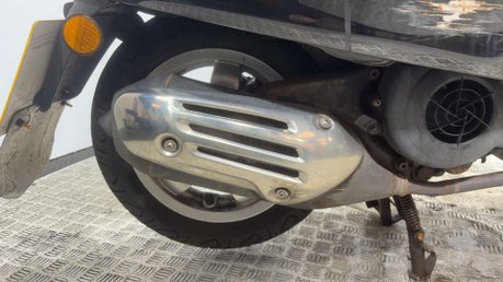 Piaggio Vespa Primavera 2017 22K GOOD RUNNING PROJECT SCOOTER 125CC LEARNER BIKE 14
