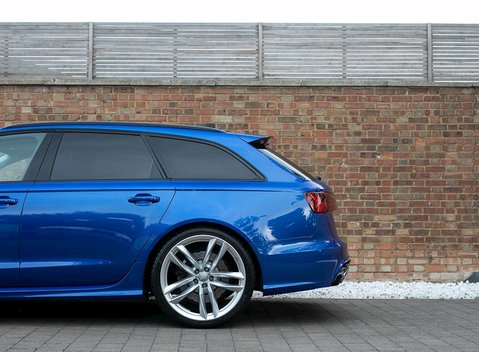 Audi RS6 Avant 27