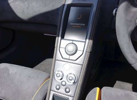 McLaren 675 LT Spider 30