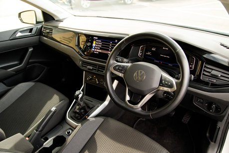 Volkswagen Polo LIFE TSI