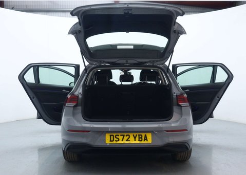 Volkswagen Golf 1.0 eTSI MHEV Life Hatchback 5dr Petrol Hybrid DSG Euro 6 (s/s) (110 ps) 59