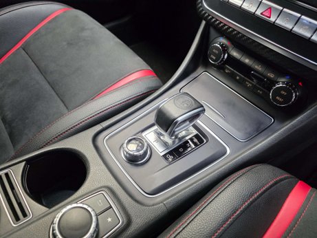 Mercedes-Benz A Class 2.0 A45 AMG Hatchback 5dr Petrol SpdS DCT 4MATIC Euro 6 (s/s) (381 ps) 7