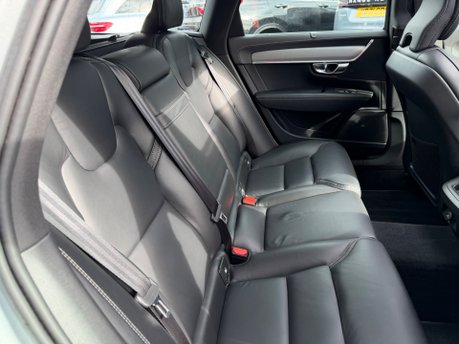 Volvo V90 D4 INSCRIPTION 37