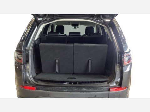 Land Rover Discovery Sport 2.0 Discovery Sport SE D Auto 4WD 5dr 7