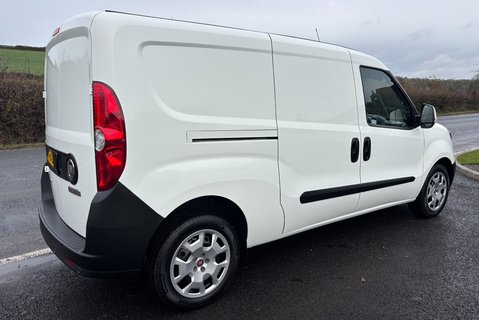 Fiat Doblo 16V Tecnico Maxi Multijet II 105 ps Panel Van 2