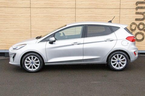 Ford Fiesta TITANIUM 13