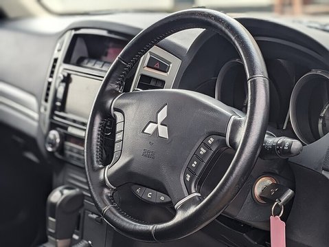 Mitsubishi Shogun DI-D SG3 20