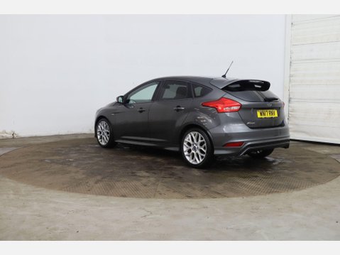 Ford Focus 1.5 TDCi ST-Line Euro 6 (s/s) 5dr 5
