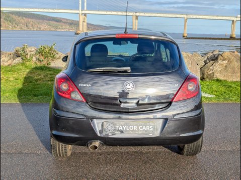 Vauxhall Corsa SXI 6