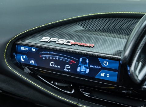 Ferrari SF90 Spider 22