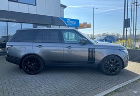 Land Rover Range Rover 3.0 SDV6 VOGUE AUTO 10