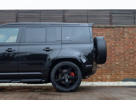 Land Rover Defender 110 X P400 27