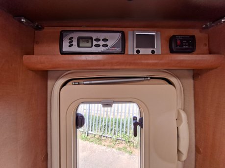 Carthago E-line Chic i47 32