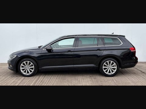 Volkswagen Passat 2.0 Passat SE Business TDI BlueMotion Technology Semi-Auto 5dr 37