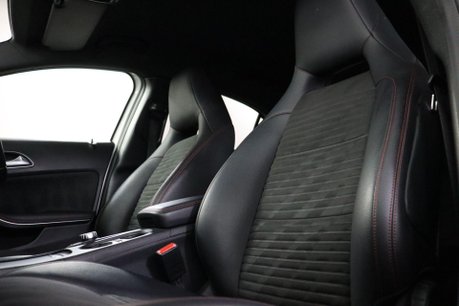 Mercedes-Benz A Class A 200 D AMG LINE PREMIUM 35