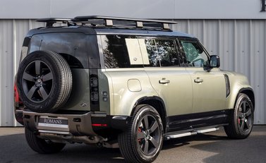 Land Rover Defender 110 X P400 5
