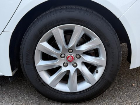 Jaguar XF 2.0d R-Sport Auto Euro 6 (s/s) 4dr 42