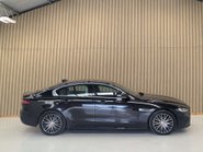 Jaguar XE 2.0 XE R-Dynamic S D Auto 4dr 15