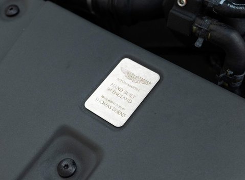 Aston Martin V12 Vantage S Roadster 32