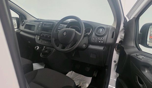 Renault Trafic TRAFIC SWB DIESEL dCi 145 High Roof Business Fridge Van 